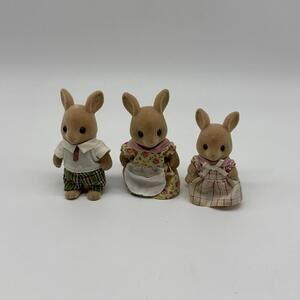 Sylvanian Families Calico Critters Hopper Kangaroo Family